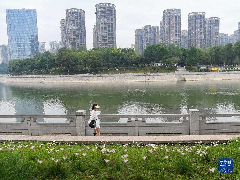 奔驰宝马游戏电玩城在线玩